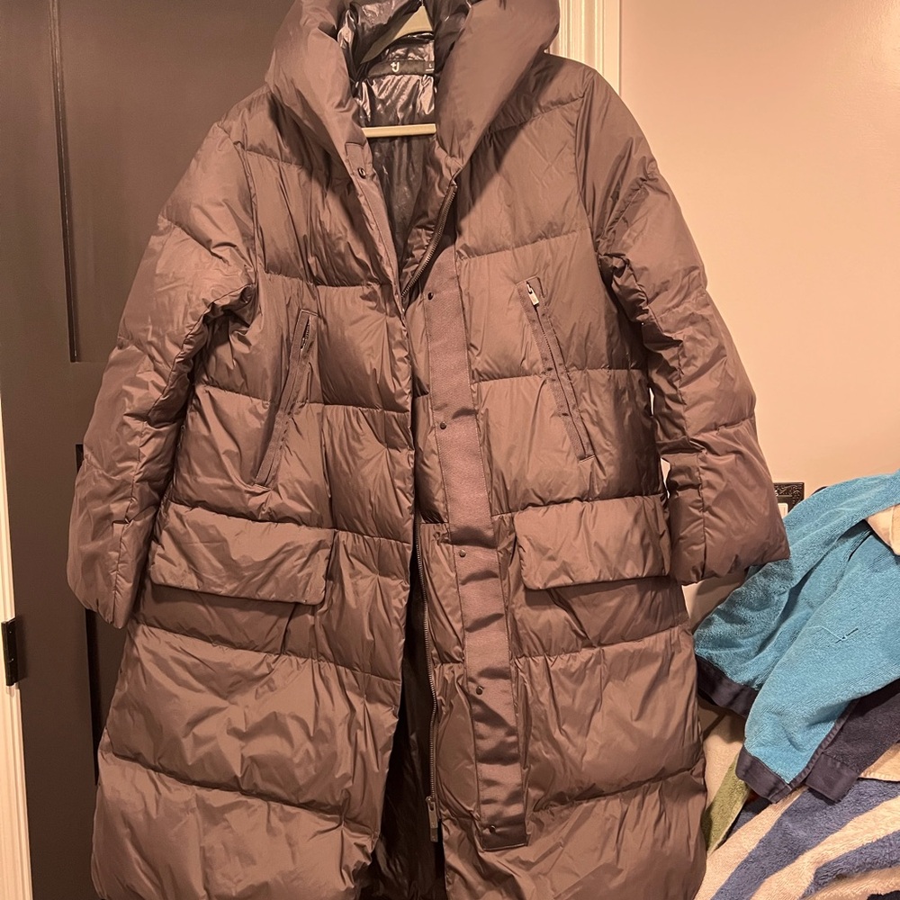Uniqlo Brown Puffer Coat